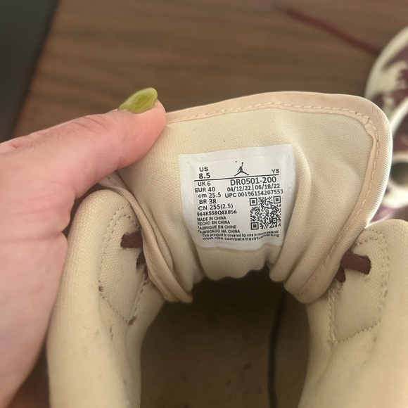 Nike Air Jordan 1 Mid SE Maroon and Cream Sneakers - Picture 2 of 4